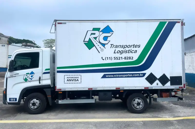 Transportadora que atende ilha bela